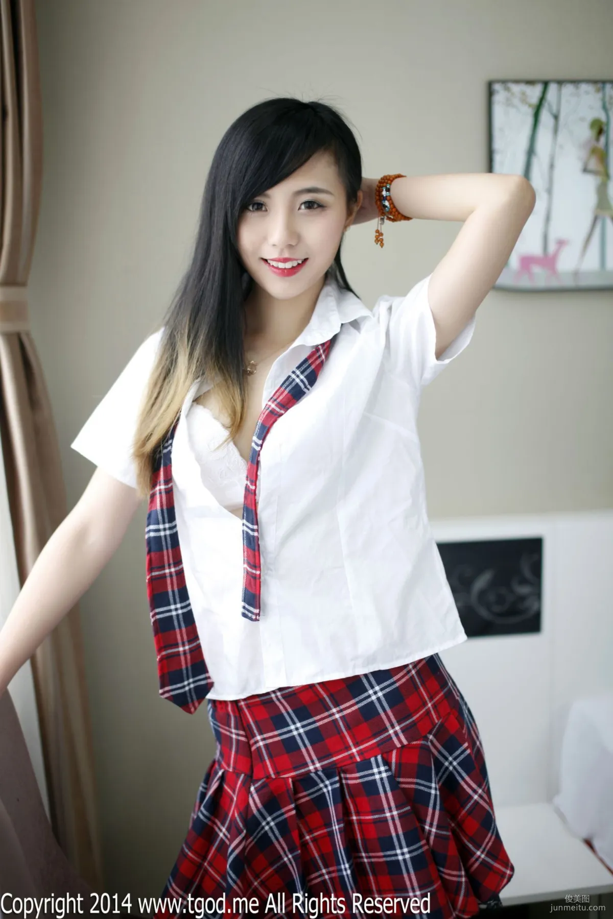 謝忱倬《平安夜校服的誘惑》 [TGOD推女神] 寫真集 28