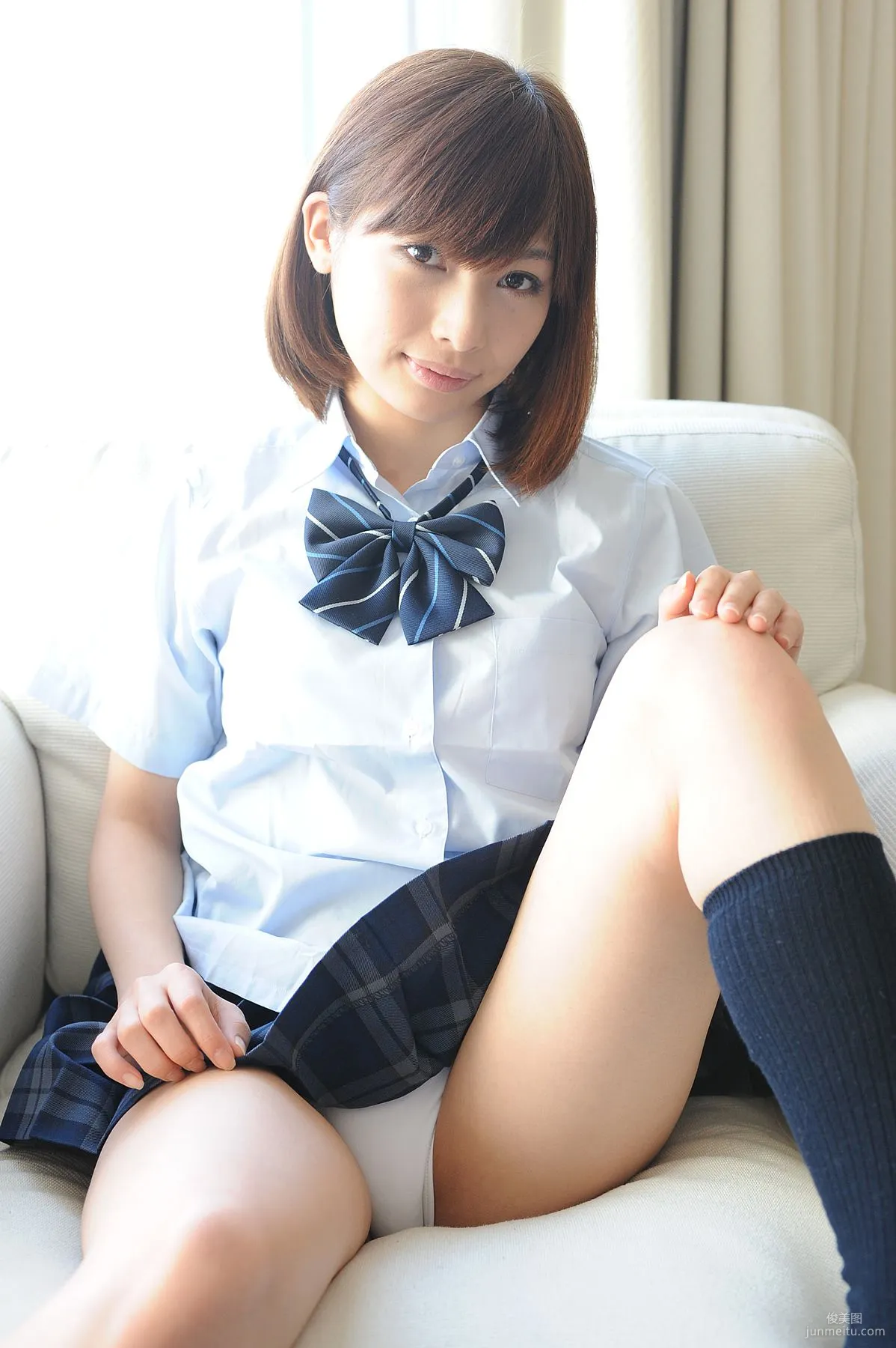 岬はる香《校服少女诱惑》写真集 [BWH] BWH0186 16