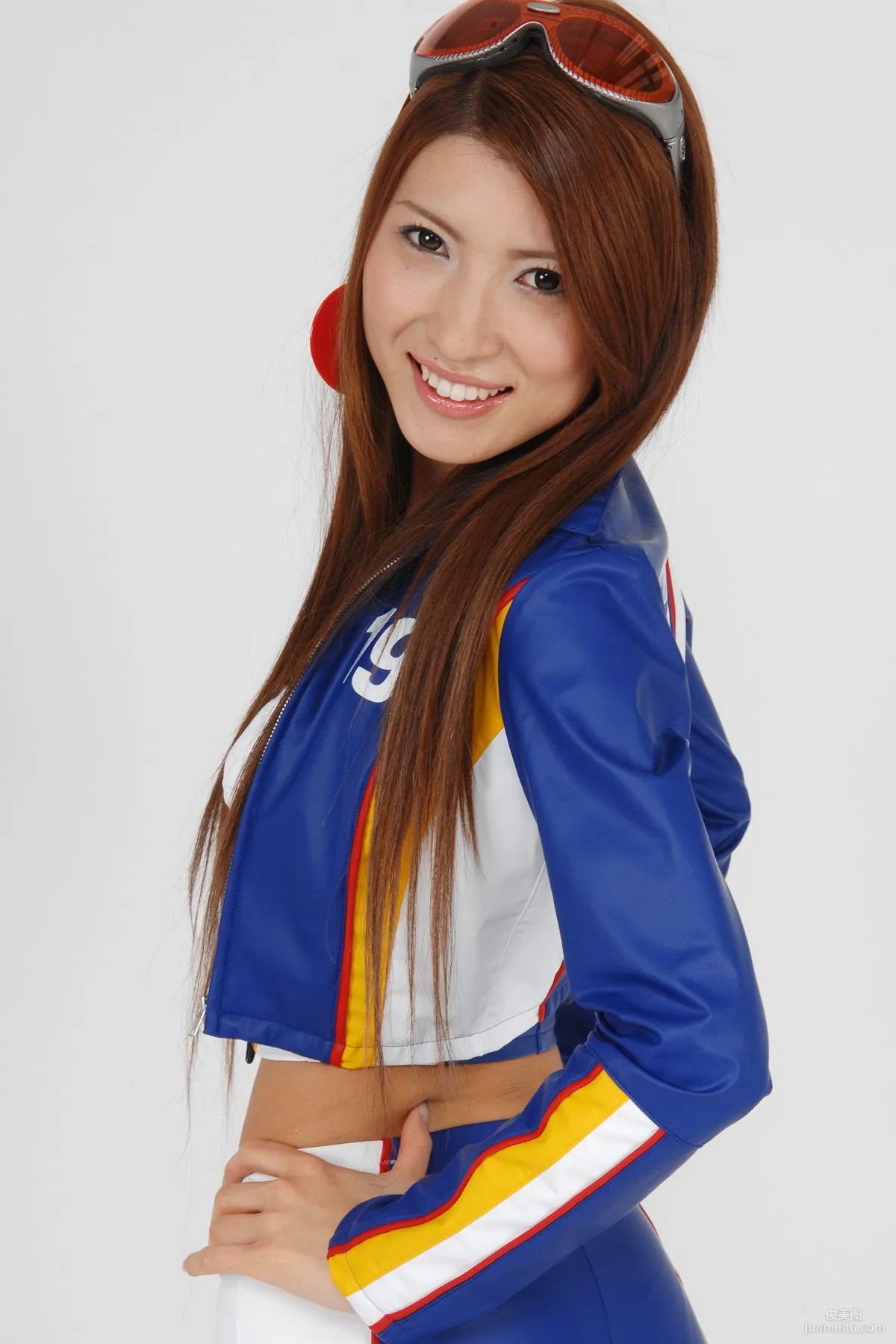 [BWH] HRQ0067 高橋千咲姫《賽車女郎+高叉》寫真集 12