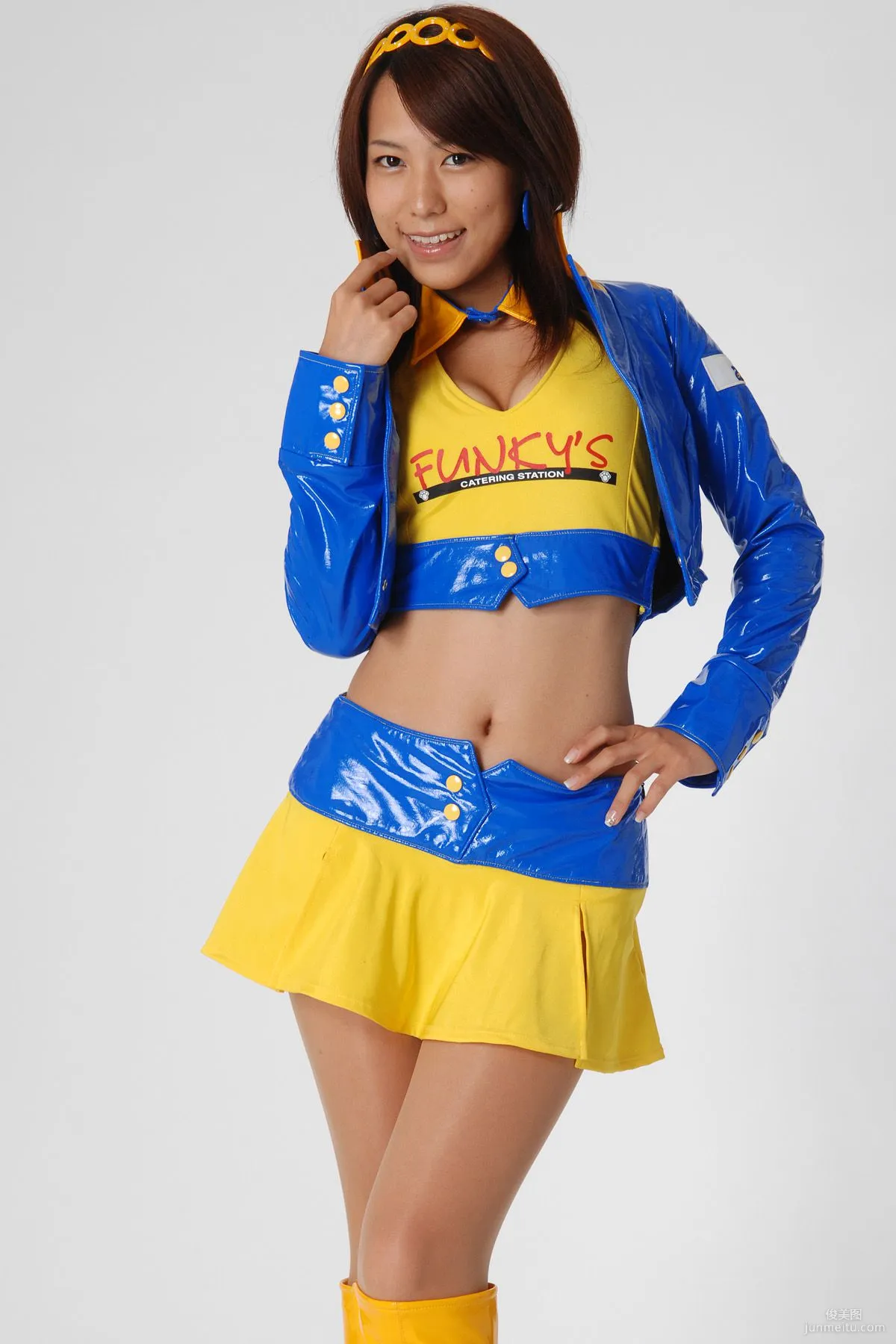 [BWH] HRQ0079 柏木美裡《賽車女郎+泳裝高叉》寫真集 3