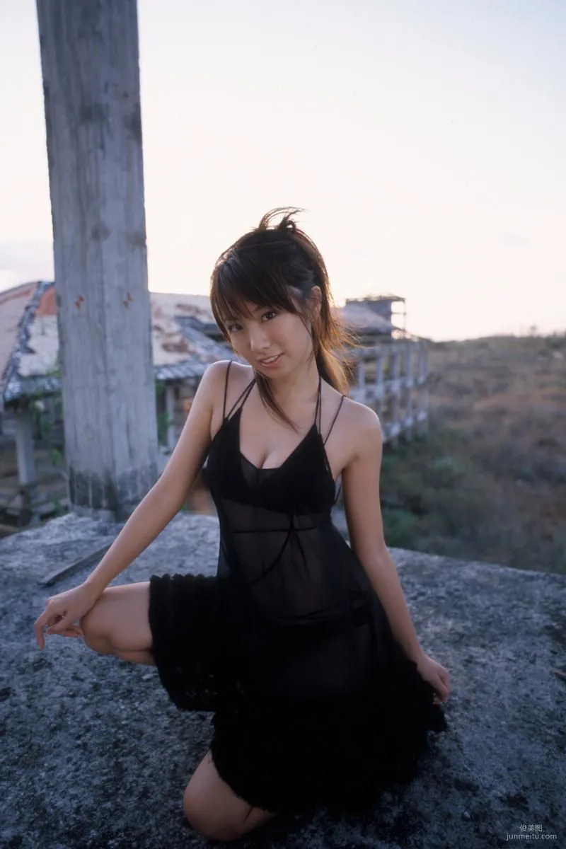 [For-side] 山本梓 《あずあずトラベリング》写真集10