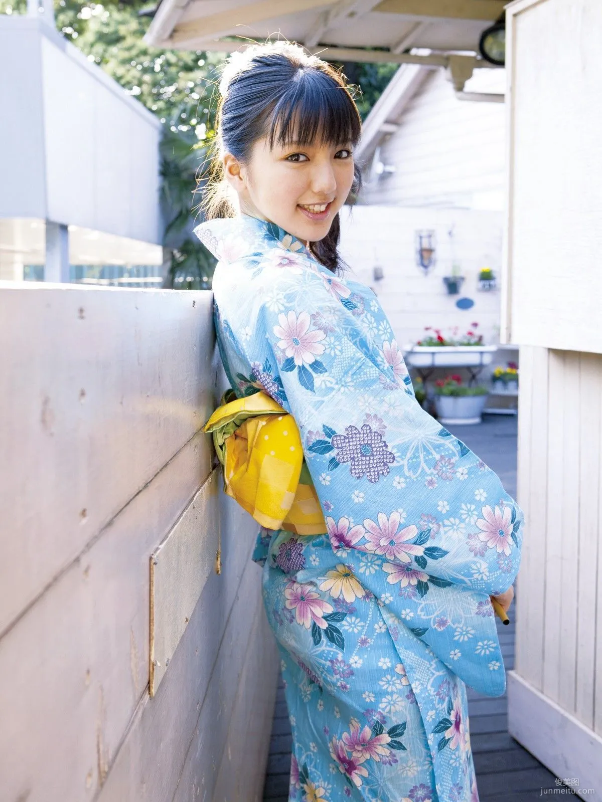 真野絵里菜 《SUMMER GREETING》 写真集 [Sabra.net] 19