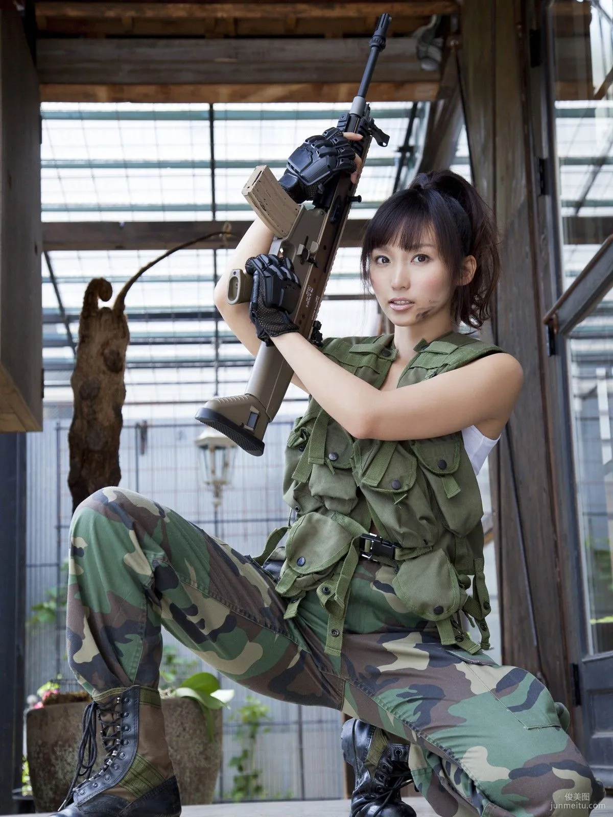 吉木りさ《OFFENSE & DEFENSE》 寫真集 [Sabra.net] Cover Girl 1