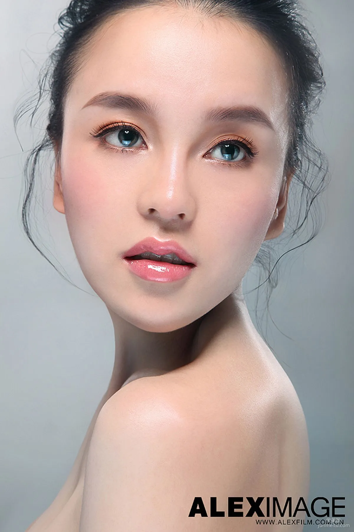混血美女模特石一伊 棚拍圖片寫真集 43