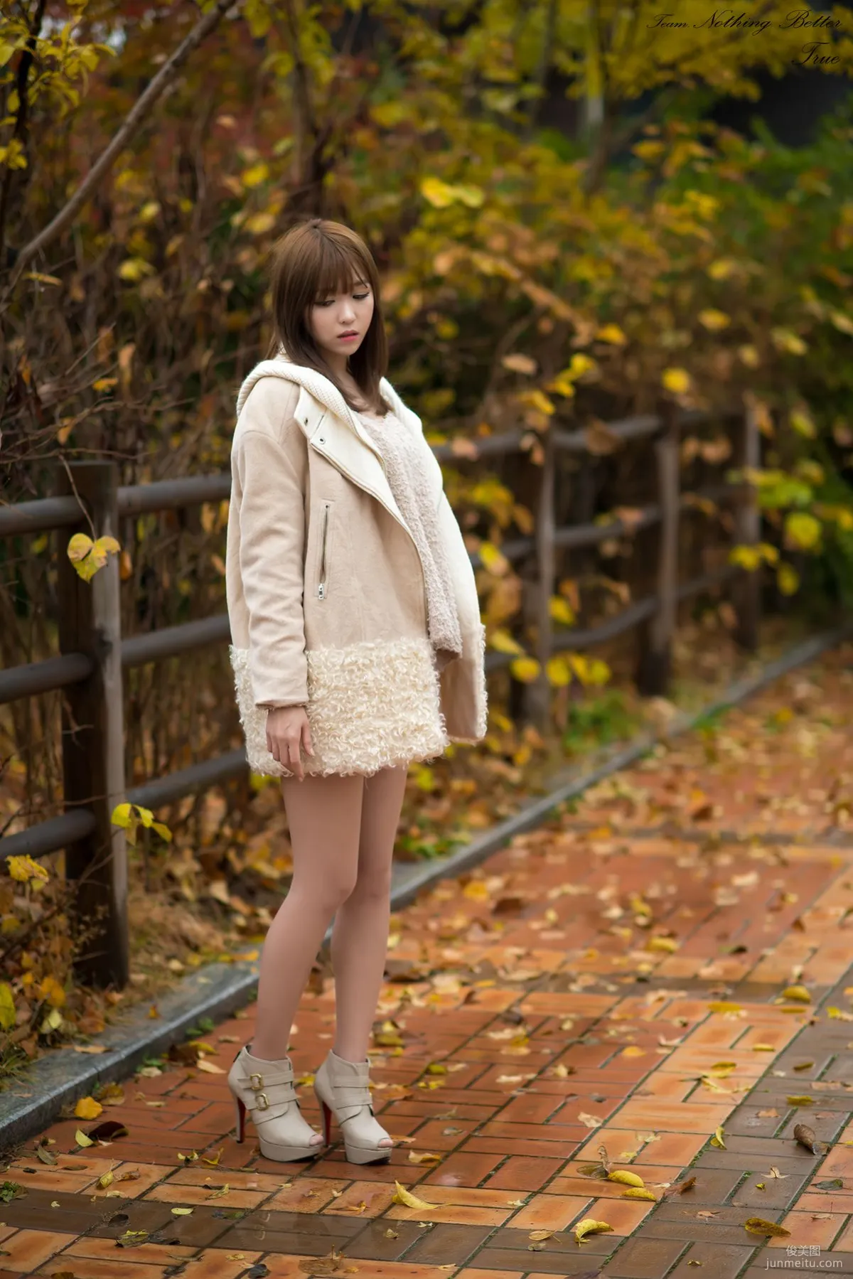 極品韓國美女李恩慧《下雨天街拍》 寫真集 4