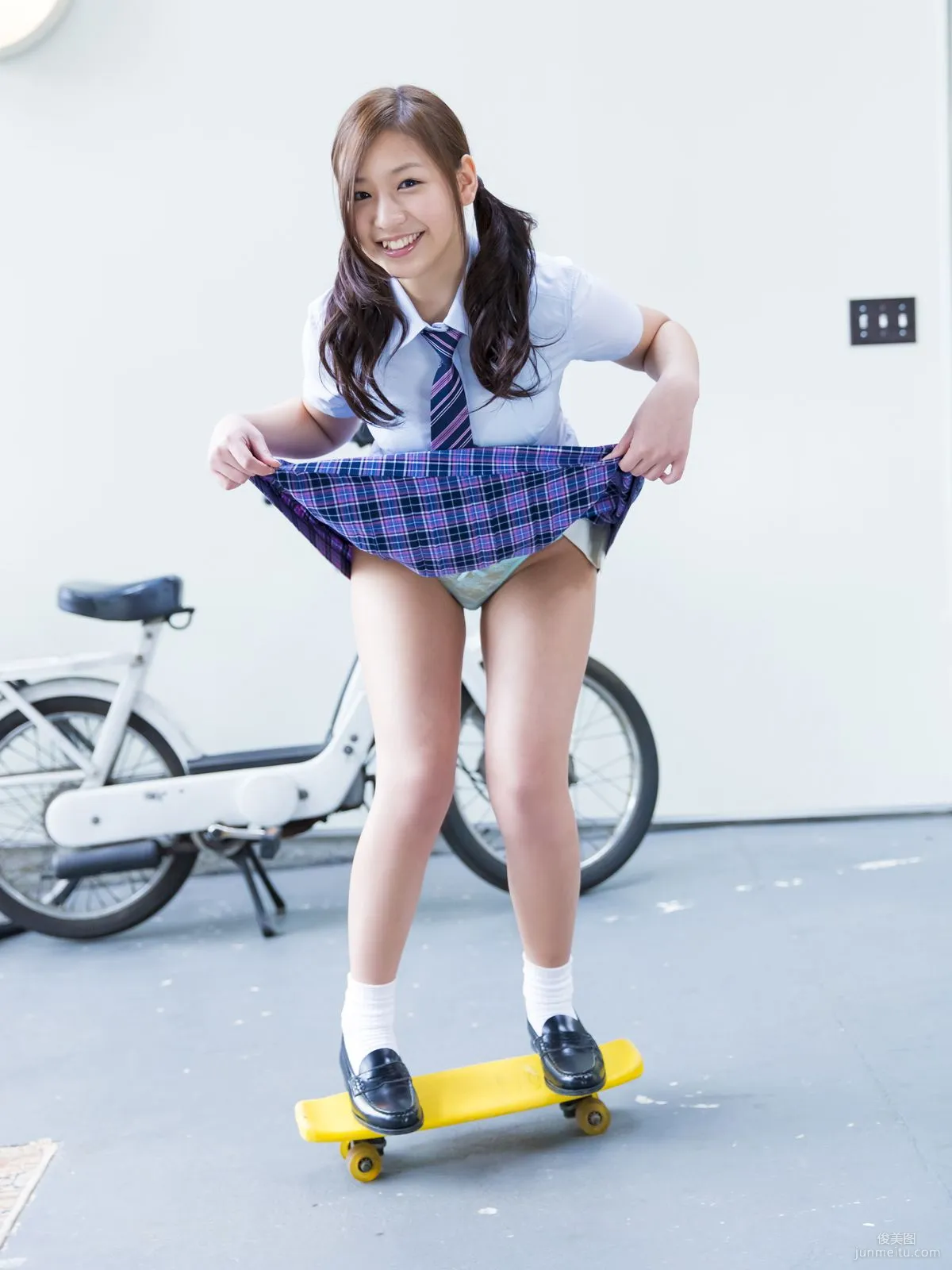 佐山彩香 《ボインはオールA!!》 寫真集 [Sabra.net] Cover Girl 32