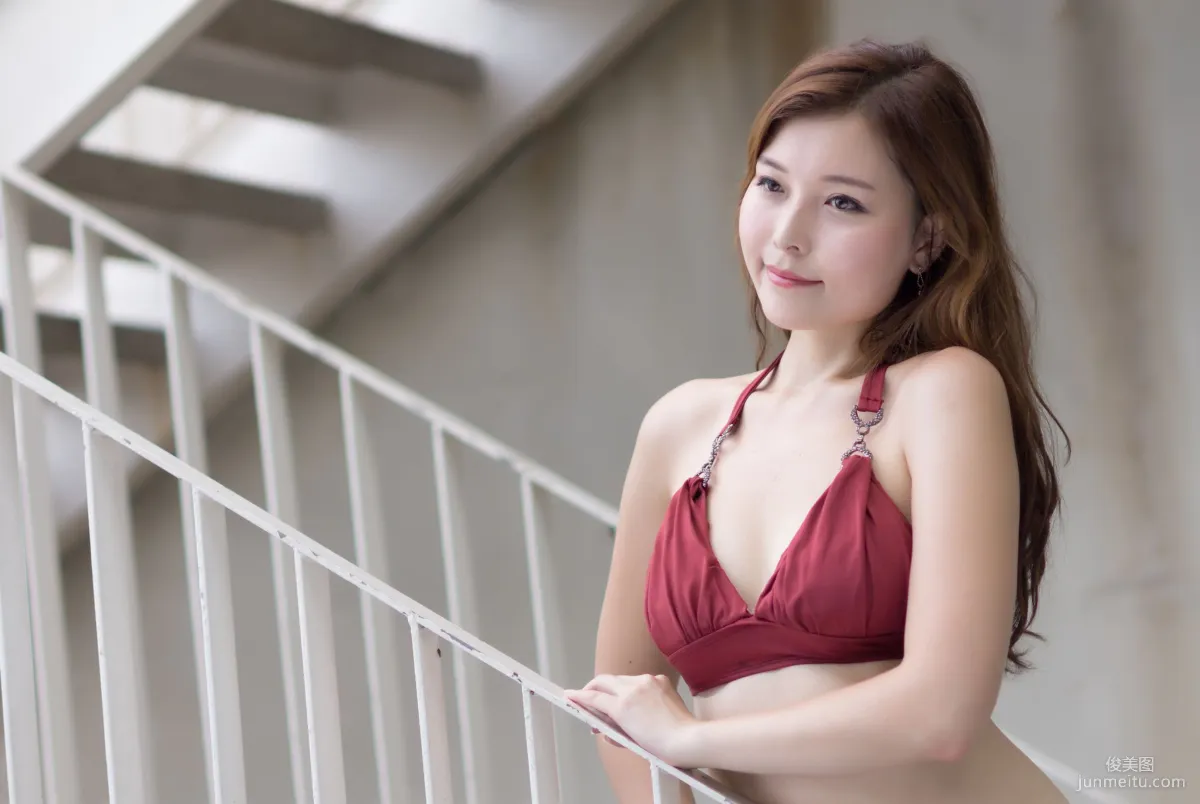 韓國輕熟女模特 Ellie Jung 比基尼 寫真集 51