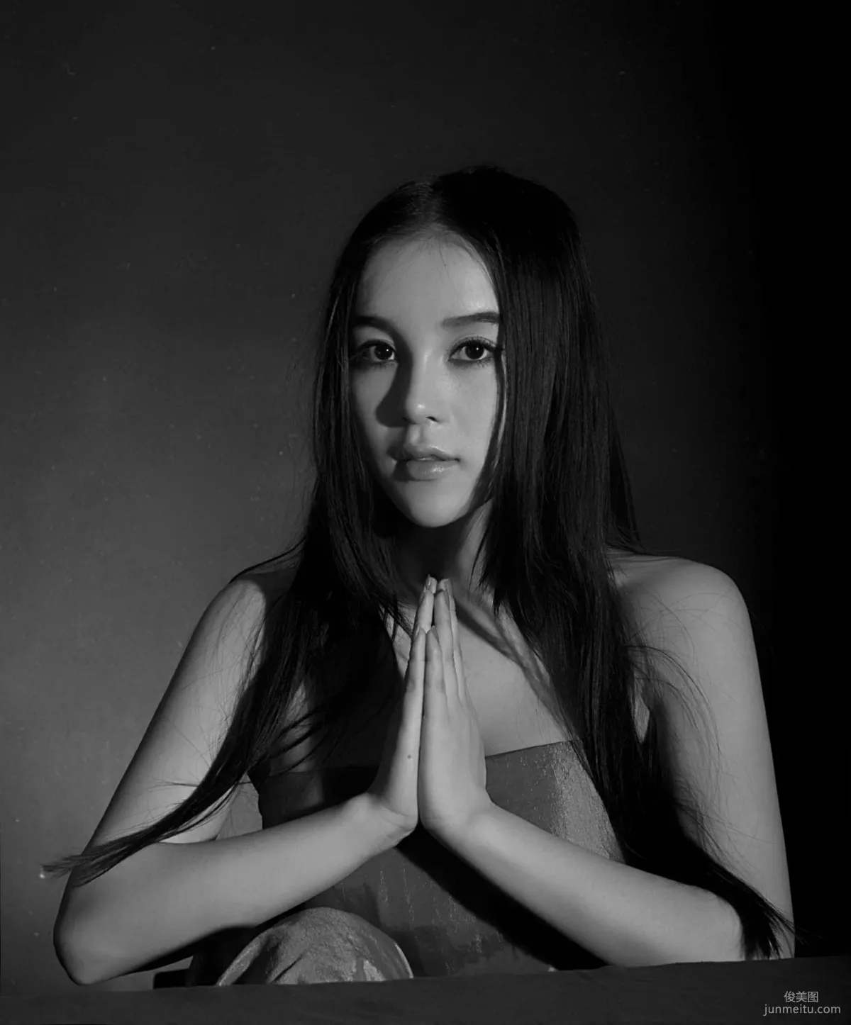 混血美女模特石一伊 棚拍圖片寫真集 12