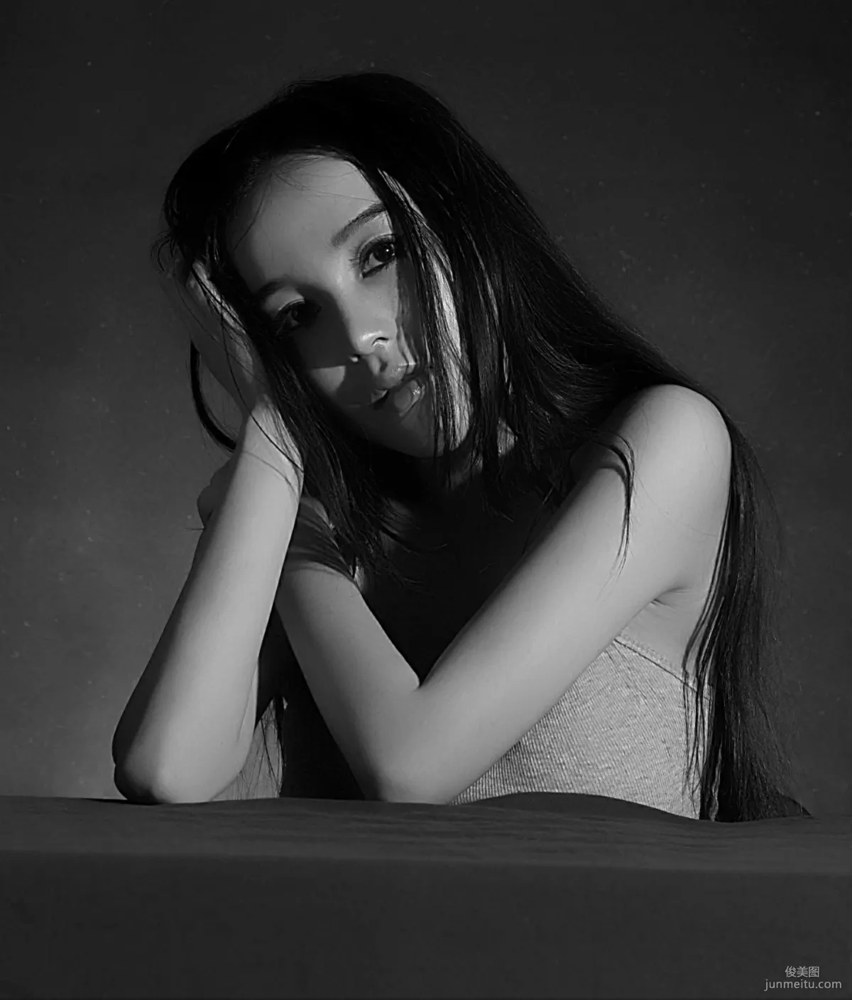 混血美女模特石一伊 棚拍圖片寫真集 14