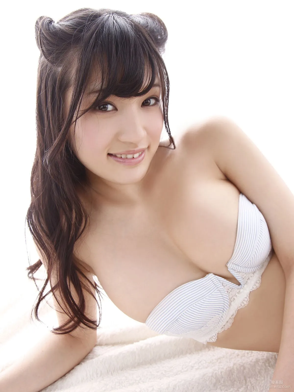高崎聖子《Gカップで、パイ返しだ!ちゅーの!!》 寫真集 [Sabra.net] Cover Girl 97