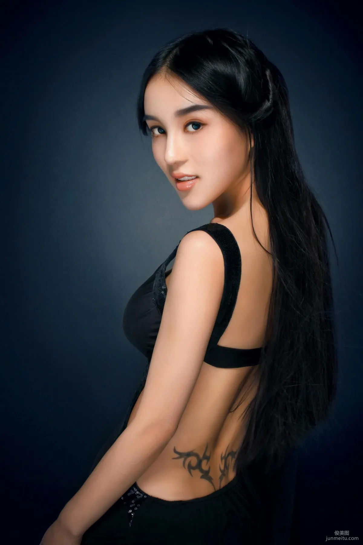 混血美女模特石一伊 棚拍圖片寫真集 8