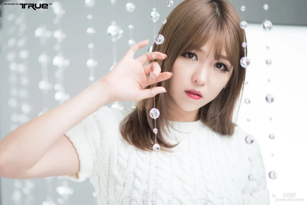 韓國女星李恩慧《針織套裙系列》 寫真集 36