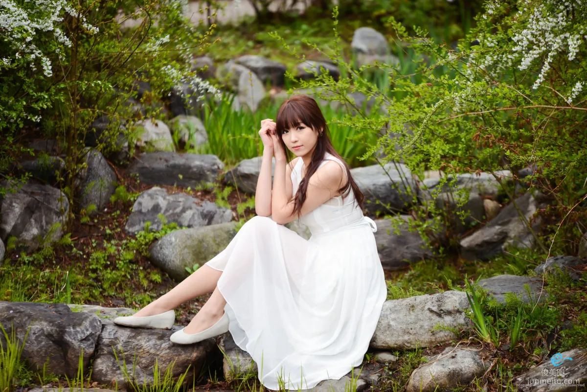 李恩慧《唯美白色长裙》外拍写真集10