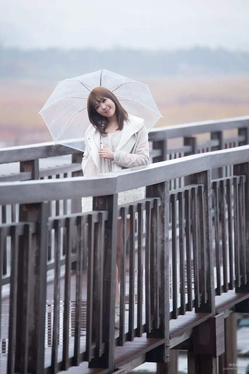 極品韓國美女李恩慧《下雨天街拍》 寫真集 16