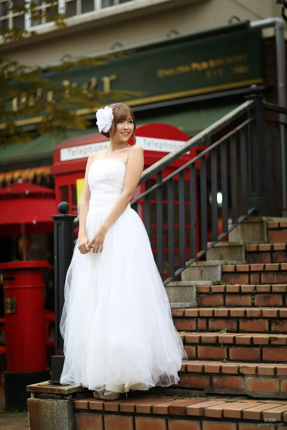 李恩慧《外拍唯美婚紗系列》寫真集套圖 34