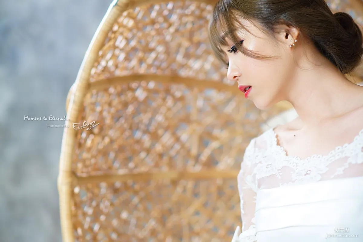 李恩慧《外拍唯美婚紗系列》寫真集套圖 27