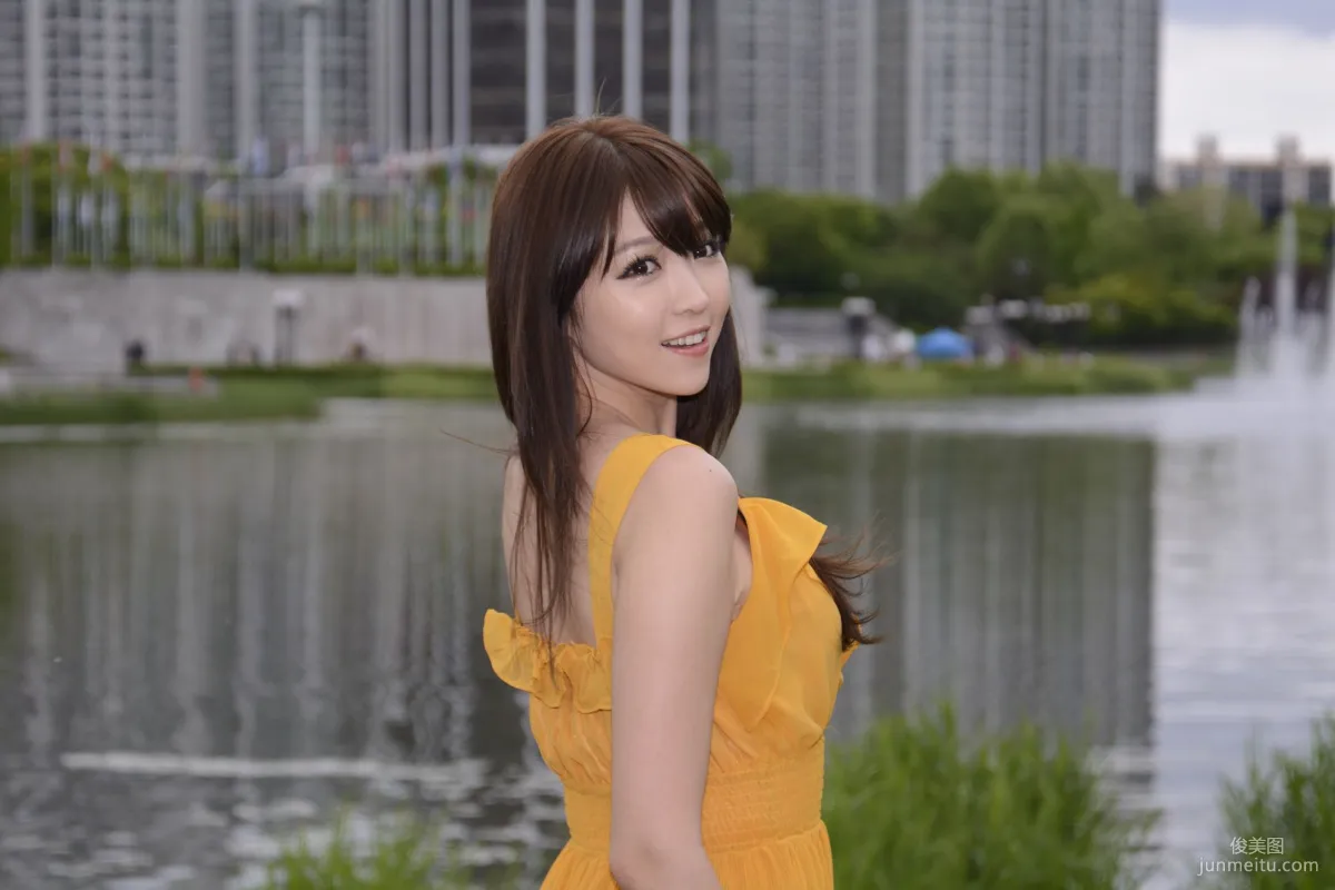 李二慧《外拍氣質黃色長裙系列》寫真集 24