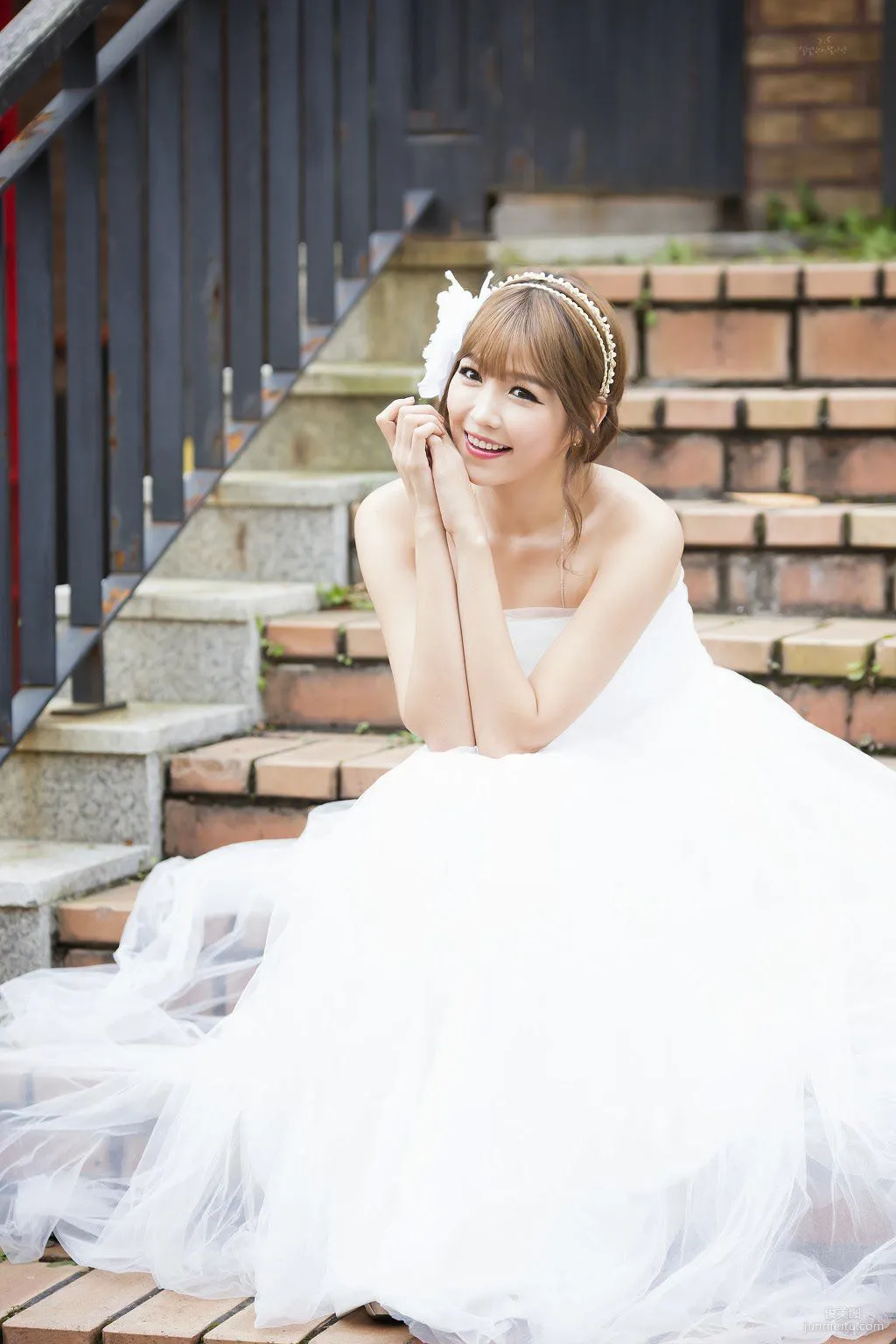 李恩慧《外拍唯美婚紗系列》寫真集套圖 43