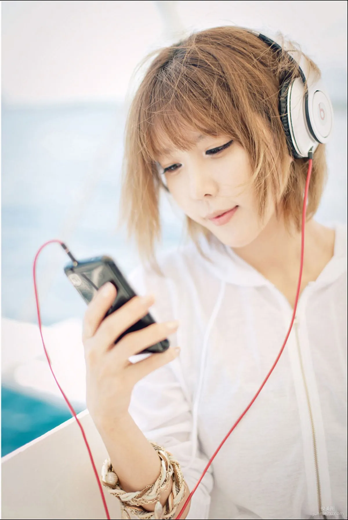 许允美(허윤미)《清新耳机少女》写真集20