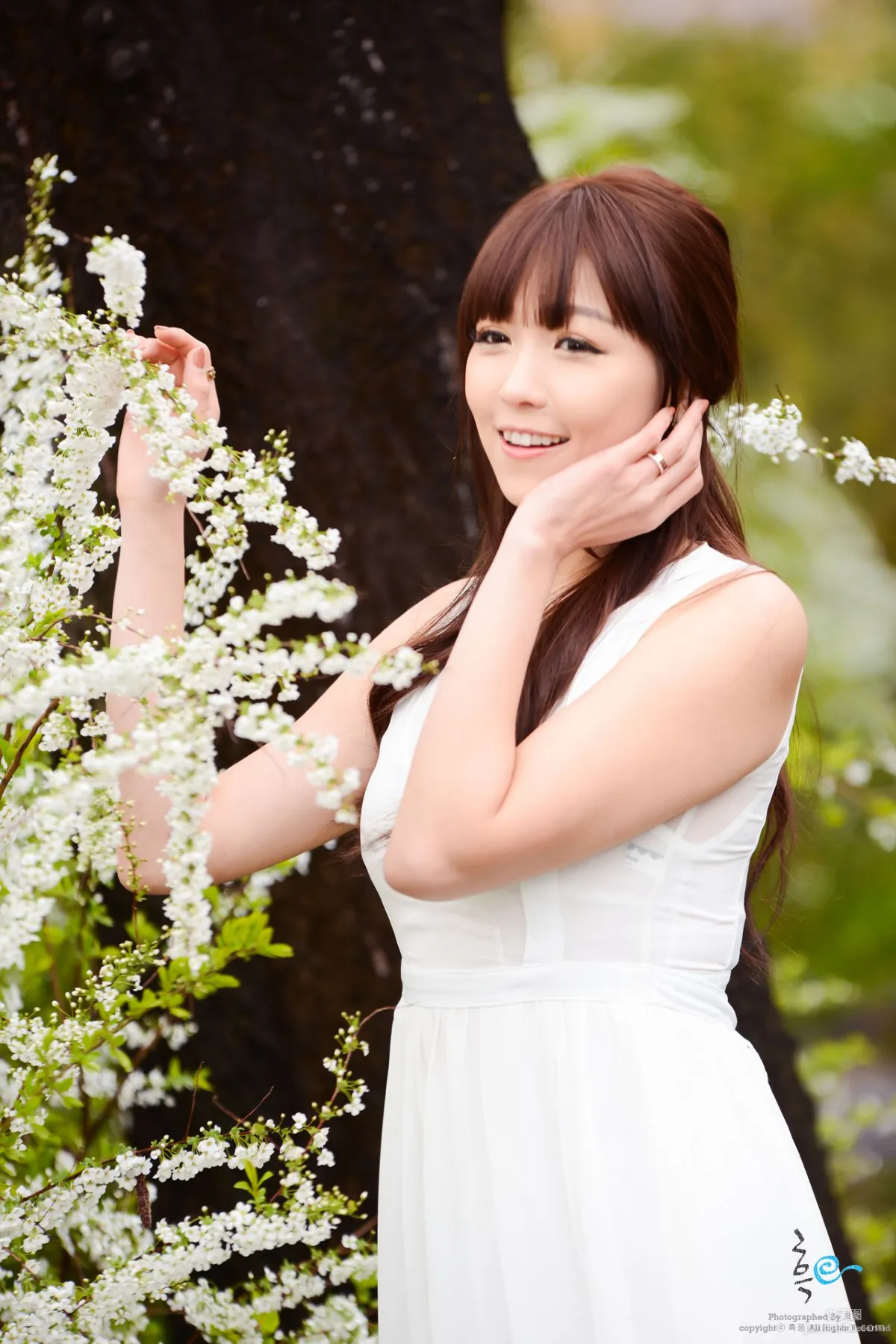 李恩慧《唯美白色长裙》外拍写真集5