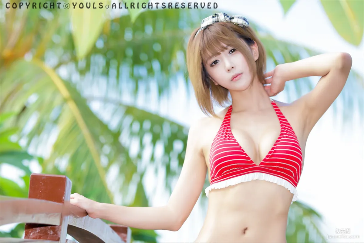 許允美《度假村比基尼外拍套圖》寫真集 63