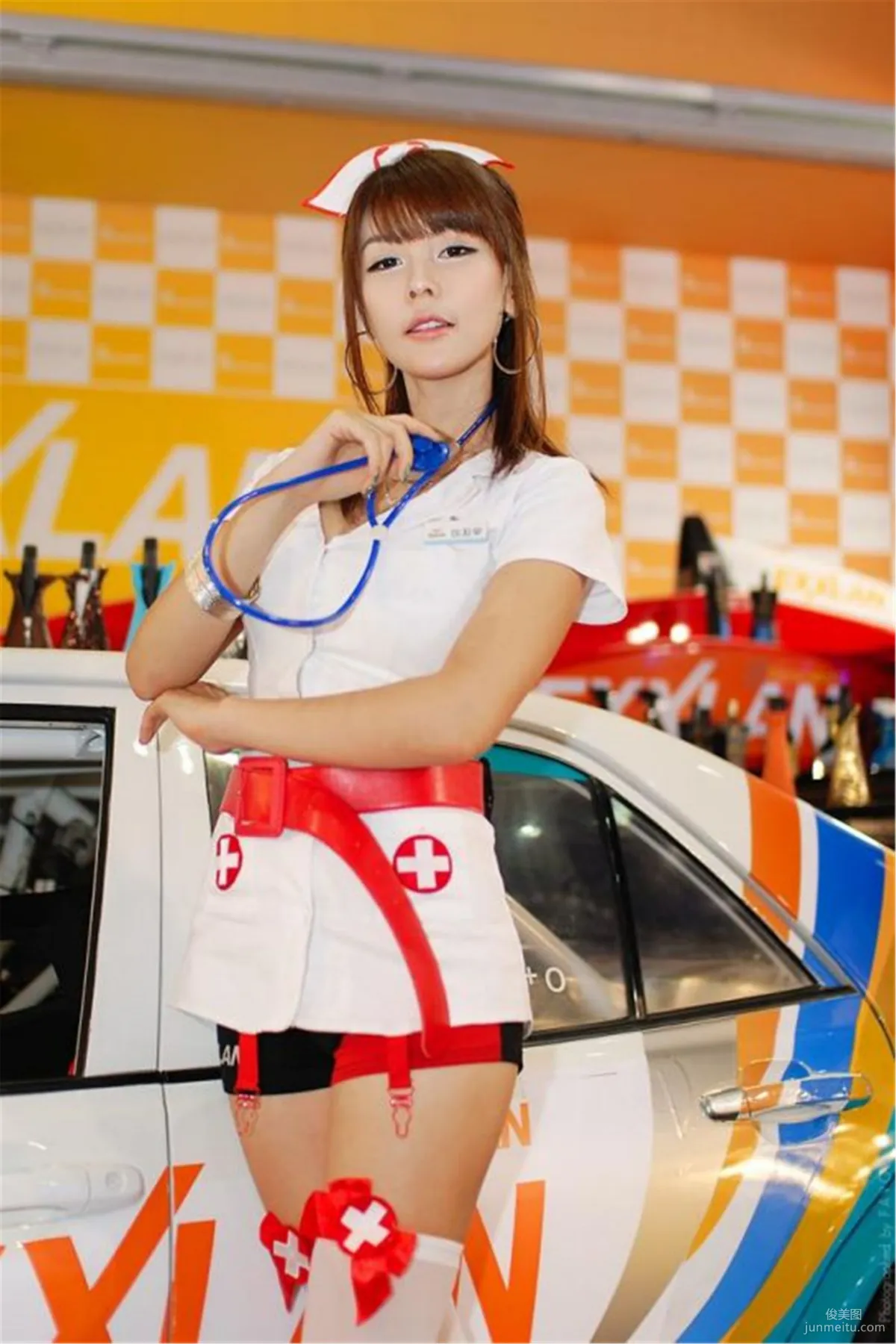 韓國車模李智友 이지우 《EXXLAN之護士裝系列》寫真集 5