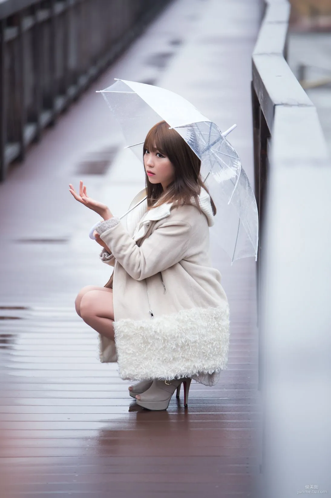 極品韓國美女李恩慧《下雨天街拍》 寫真集 18