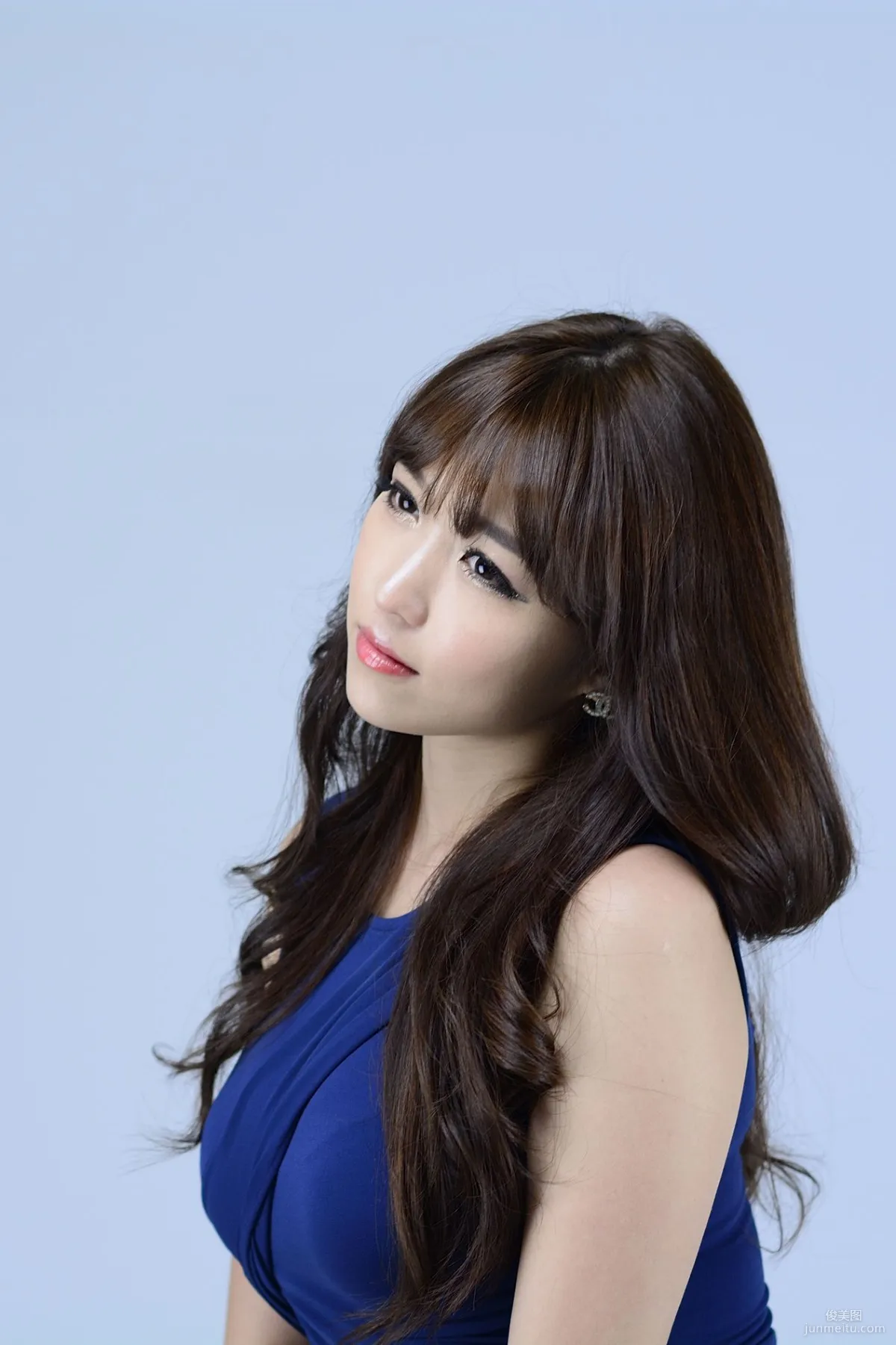 李恩慧《藍色套裙職場美女系列》寫真集 30