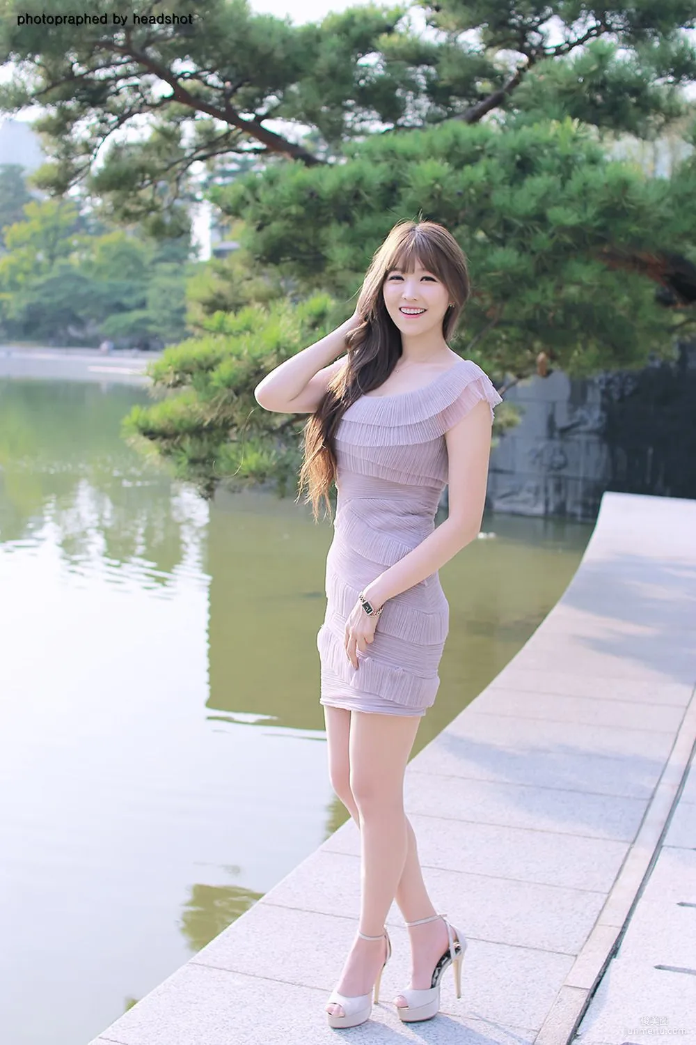 李仁慧《極品公園超短裙氣質女神》寫真集 16