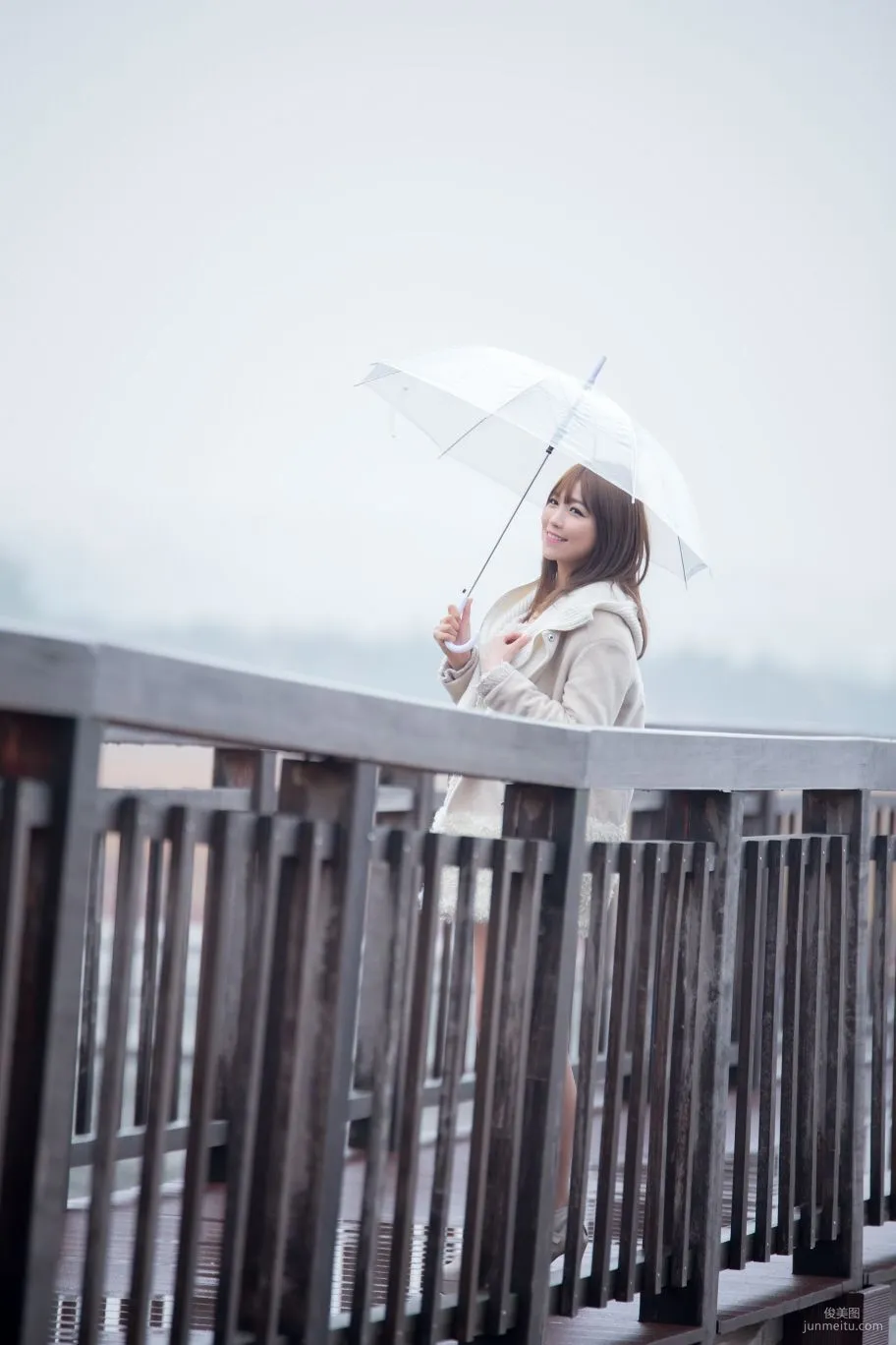 極品韓國美女李恩慧《下雨天街拍》 寫真集 17