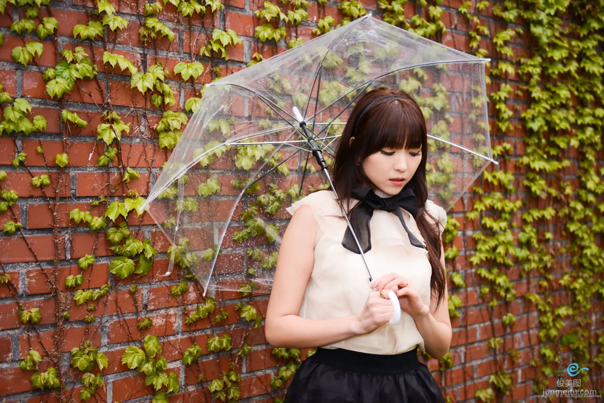 李仁慧《小清新雨傘系列》寫真集套圖 12