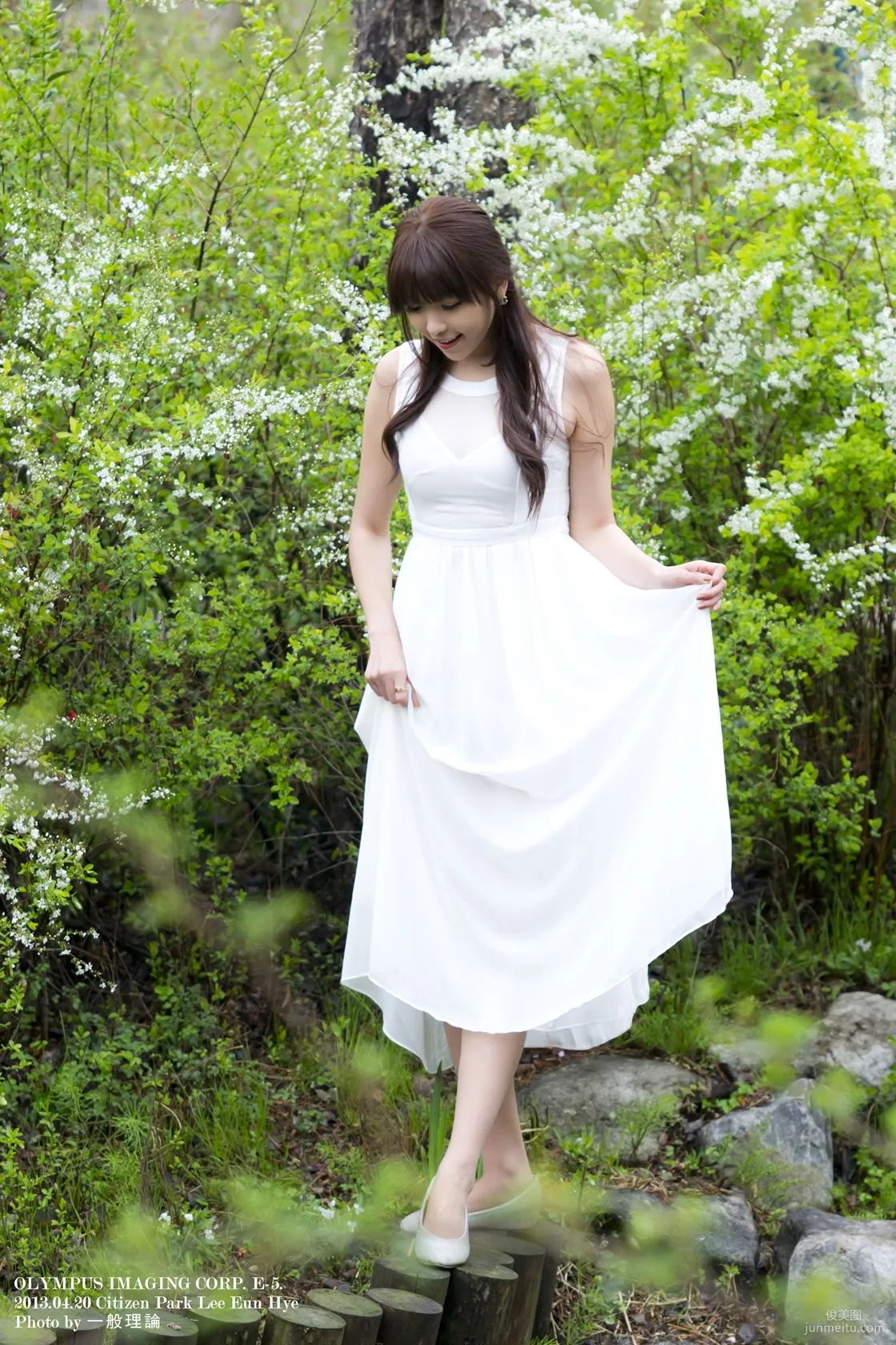 李恩慧《唯美白色长裙》外拍写真集29