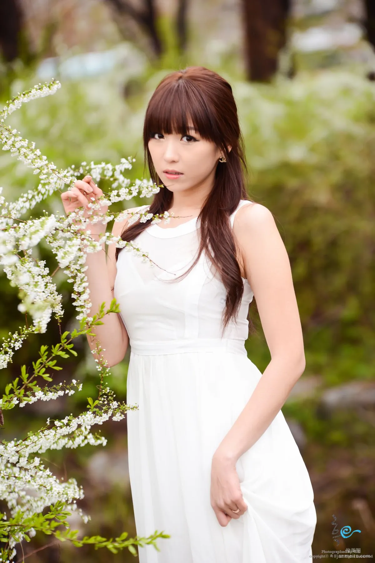 李恩慧《唯美白色长裙》外拍写真集8