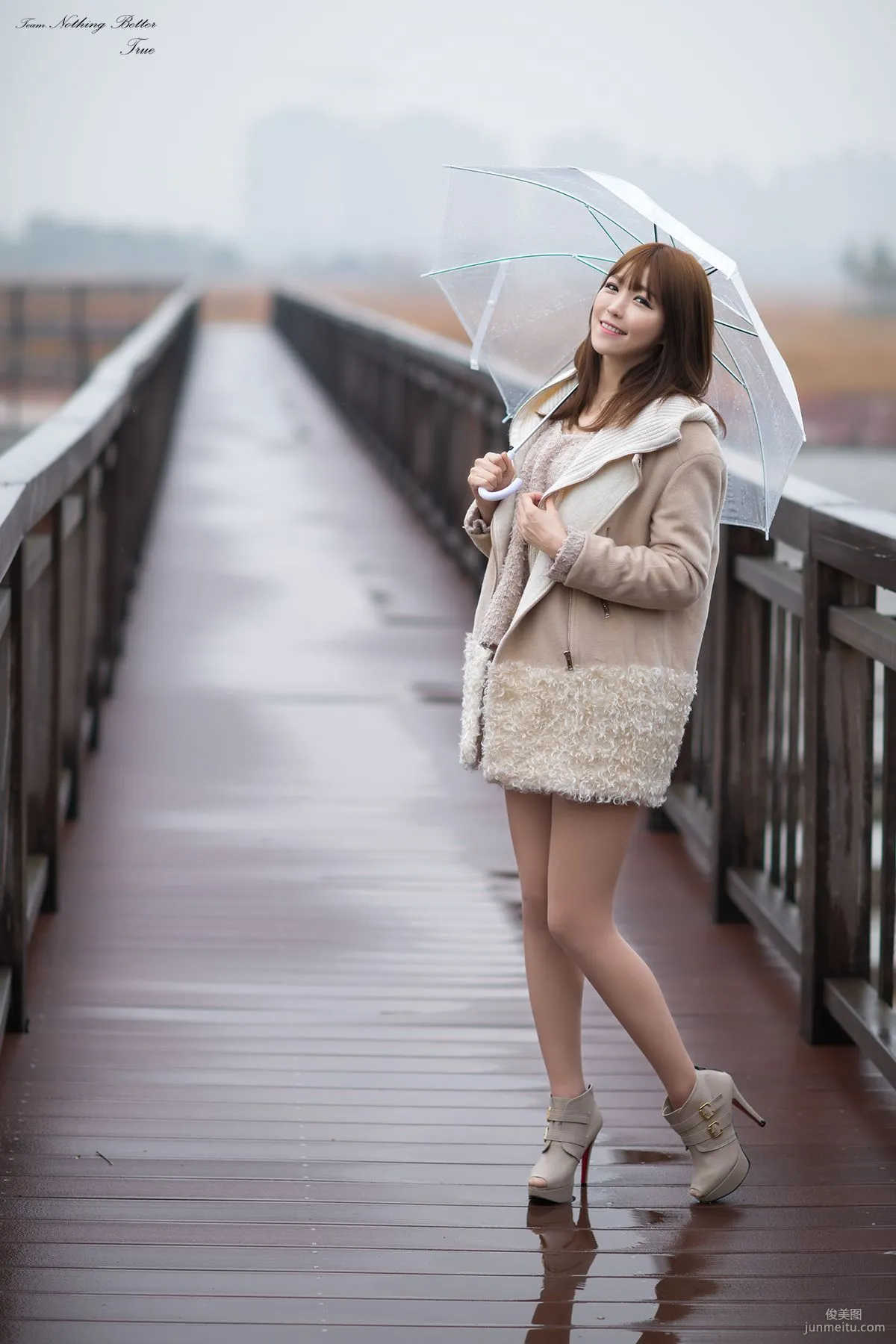 極品韓國美女李恩慧《下雨天街拍》 寫真集 12