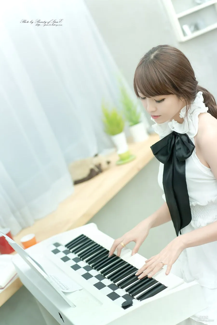 韓國美女李二慧《鋼琴少女》寫真集 10