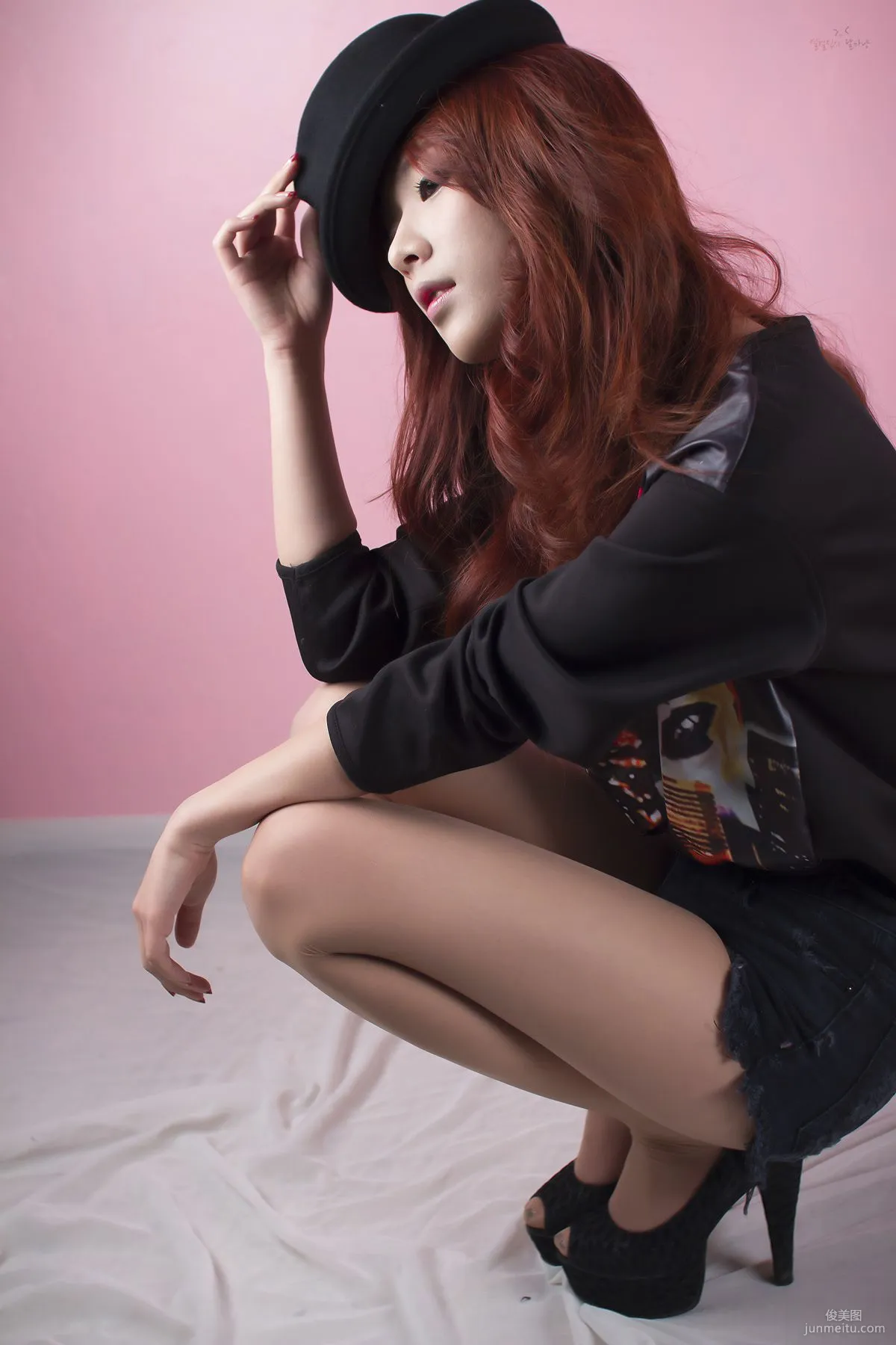 韓國美女模特敏兒棚拍寫真合集 15