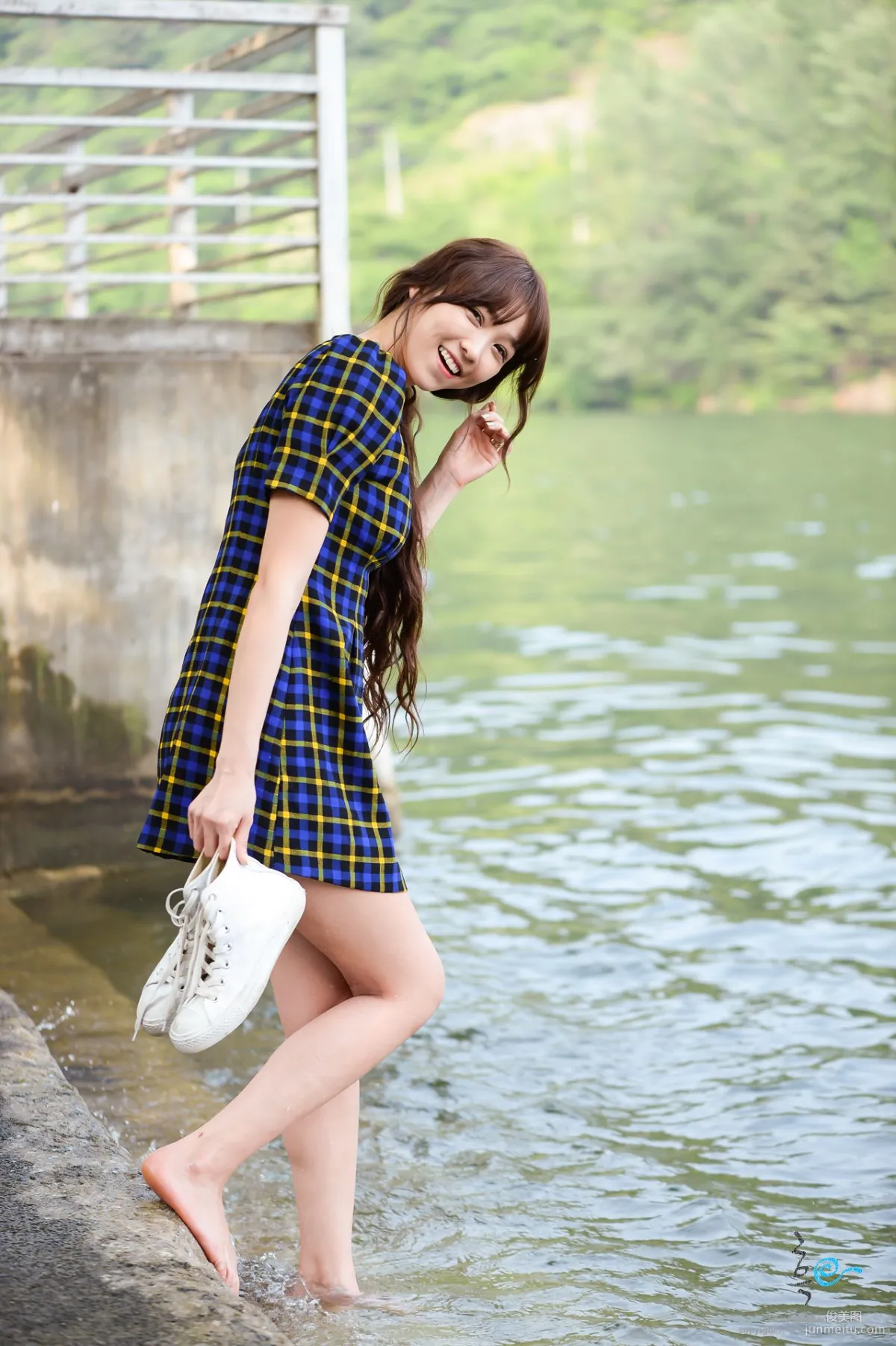 李恩慧《水库可爱女神》写真集6