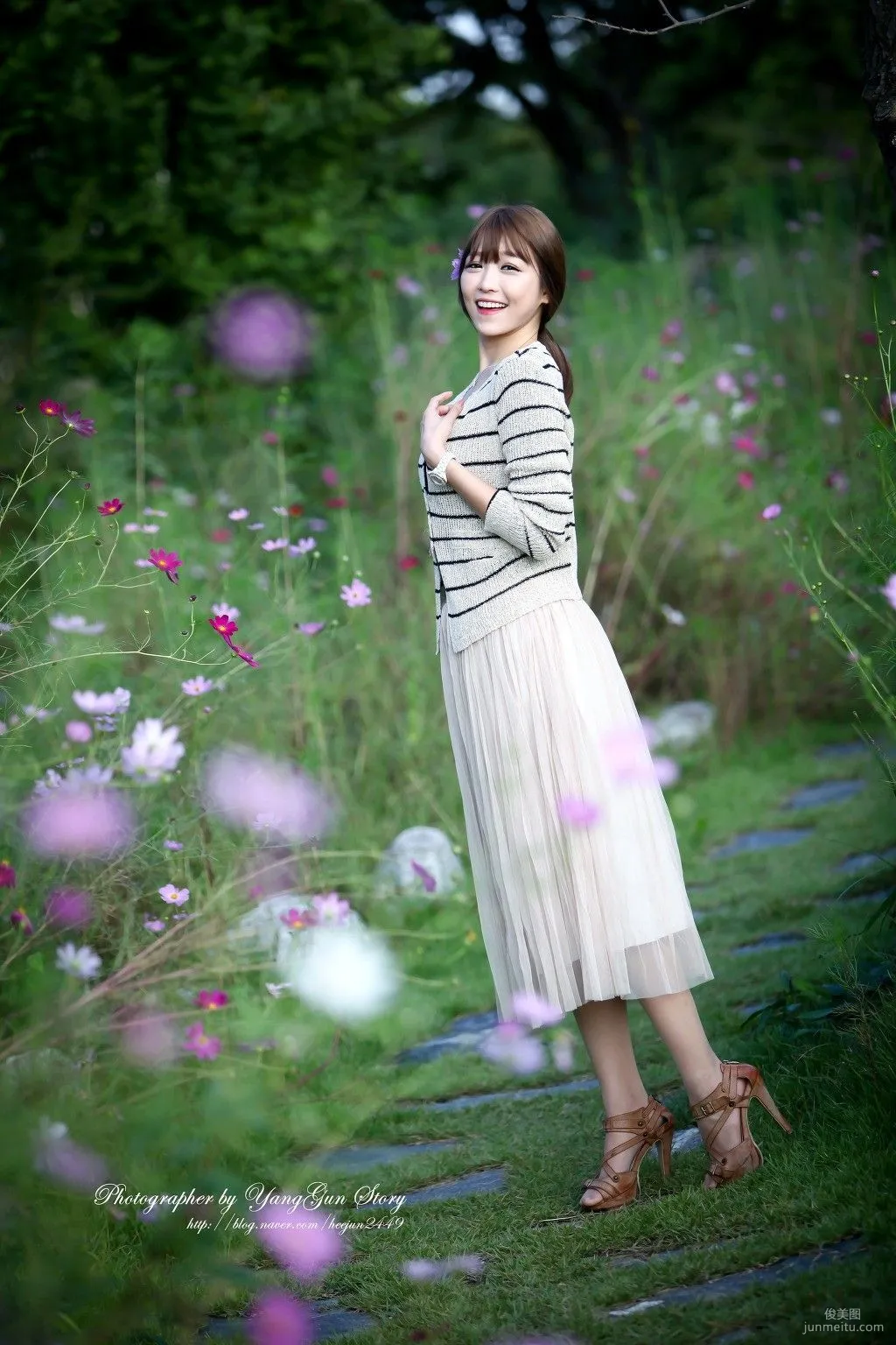 韓國女神李二慧《外拍唯美長裙系列》 寫真集 19