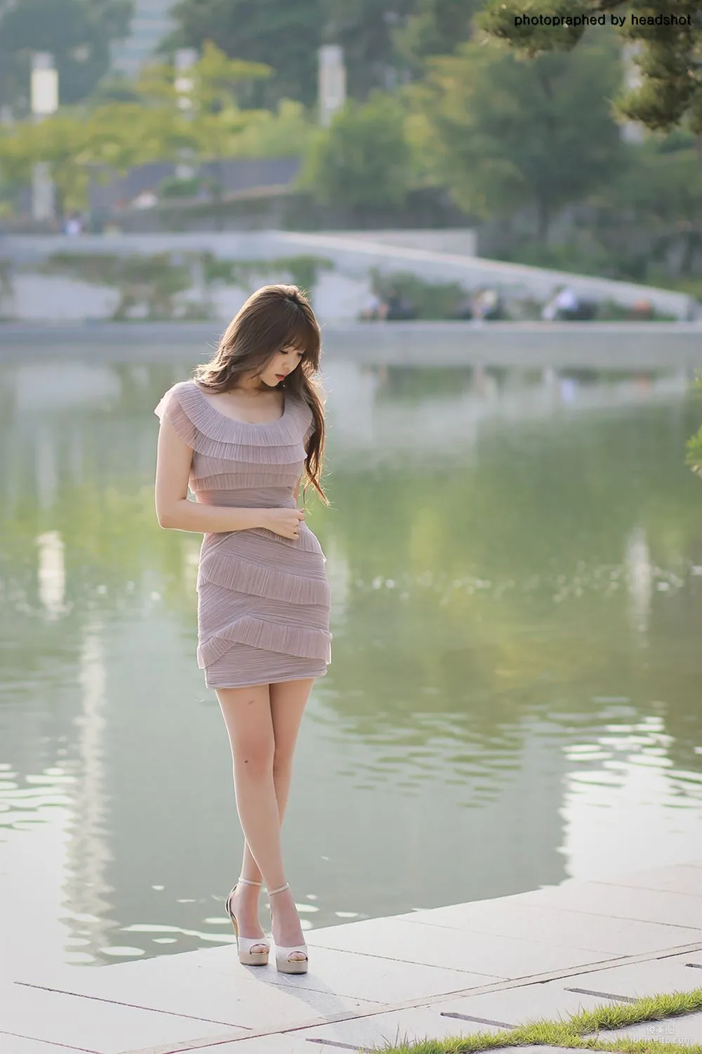 李仁慧《極品公園超短裙氣質女神》寫真集 17