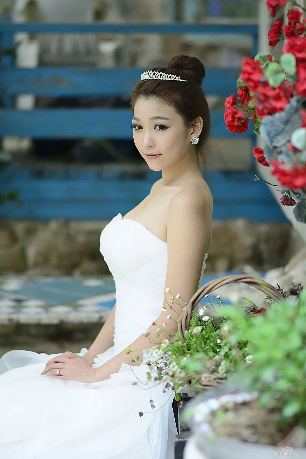 李恩慧《外拍唯美婚紗系列》寫真集套圖 9