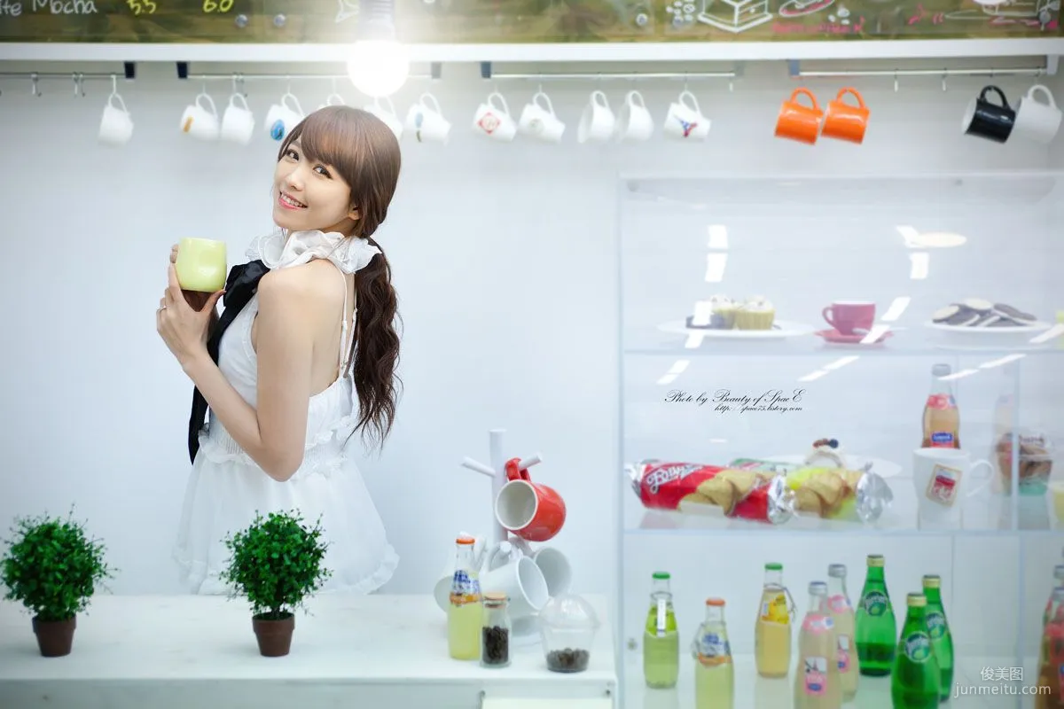 韓國美女李二慧《鋼琴少女》寫真集 2