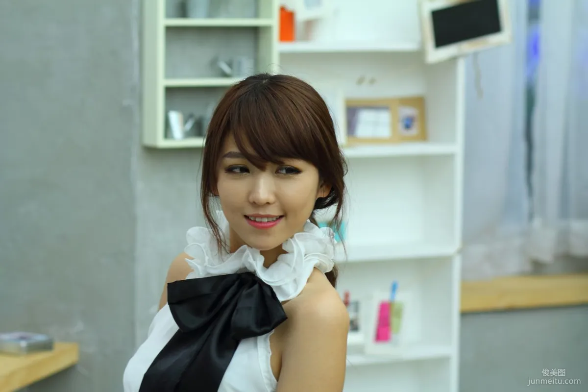 韓國美女李二慧《鋼琴少女》寫真集 25