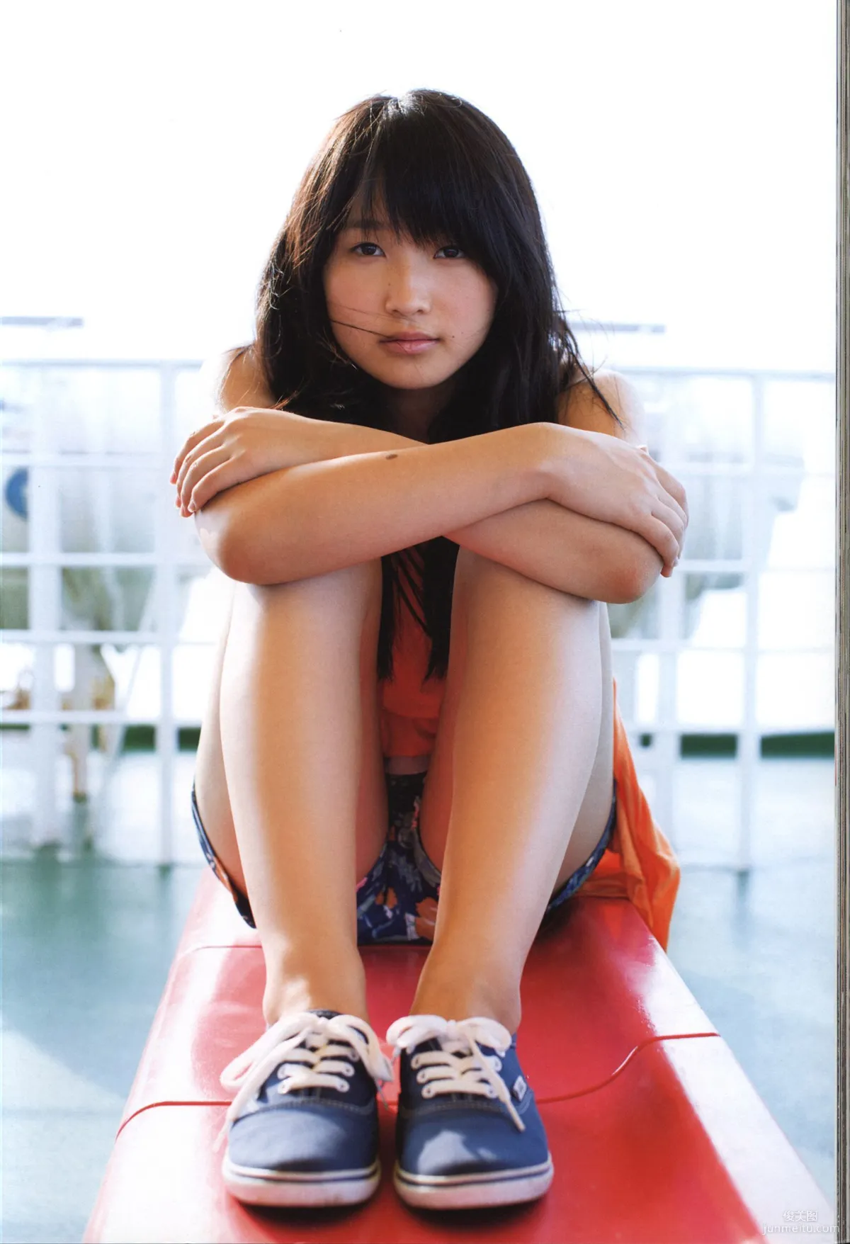 Riho Sayashi 鞘師裡保《太陽》寫真集 63