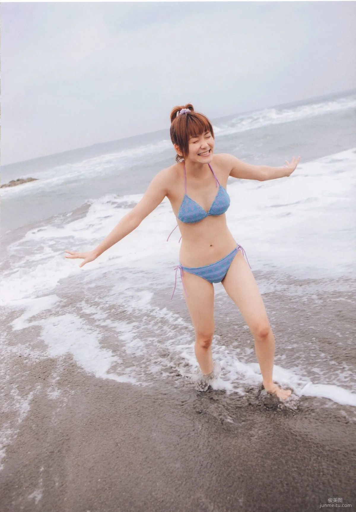 Aika Mitsui 光井愛佳 1stソロ《 愛佳》寫真集 37