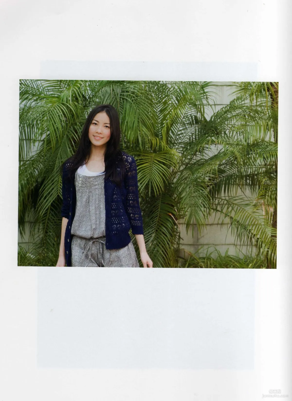 日本AKB48女子組合《2013 Fashion Book内衣秀》寫真集 35