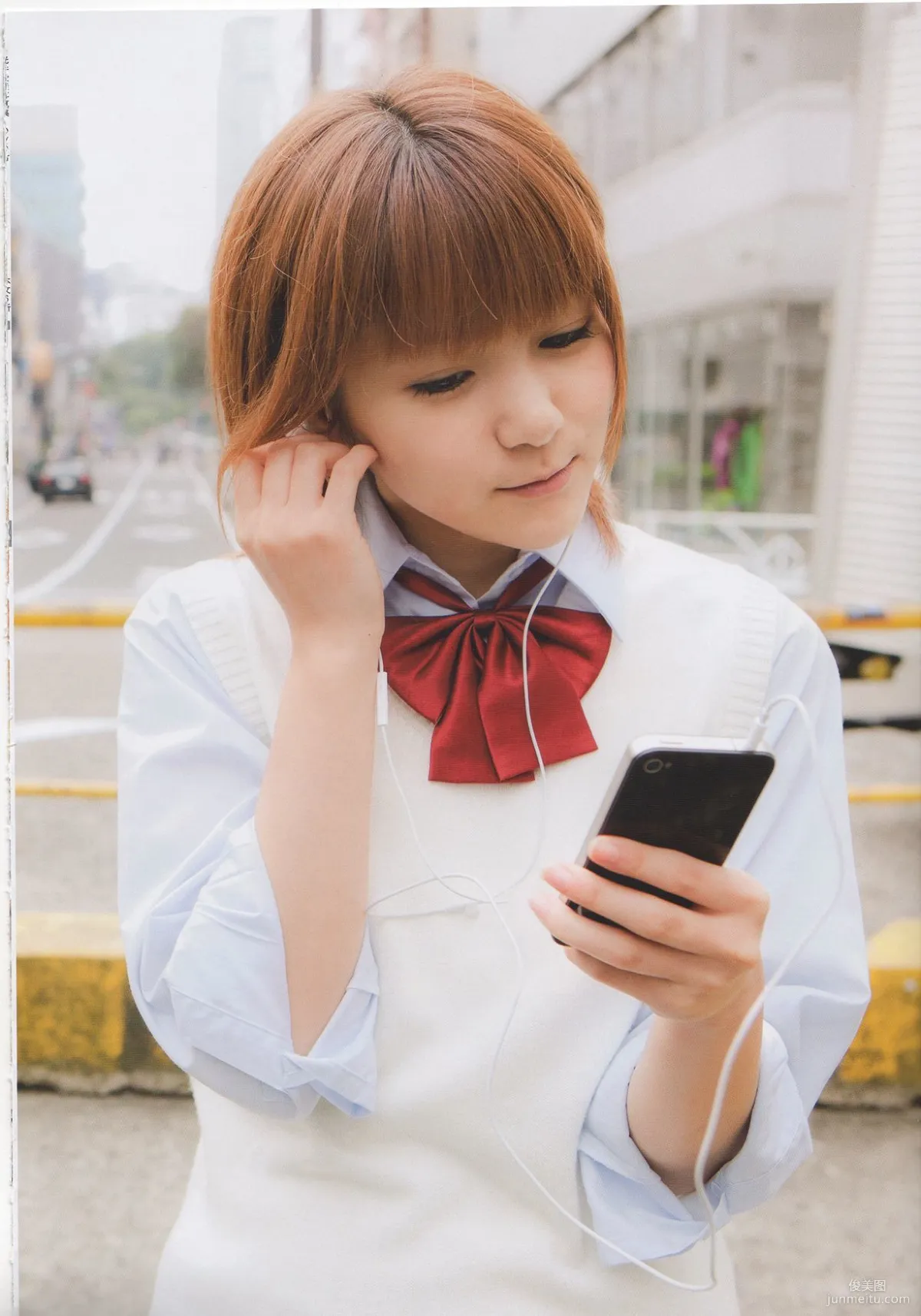 Aika Mitsui 光井愛佳 1stソロ《 愛佳》寫真集 47