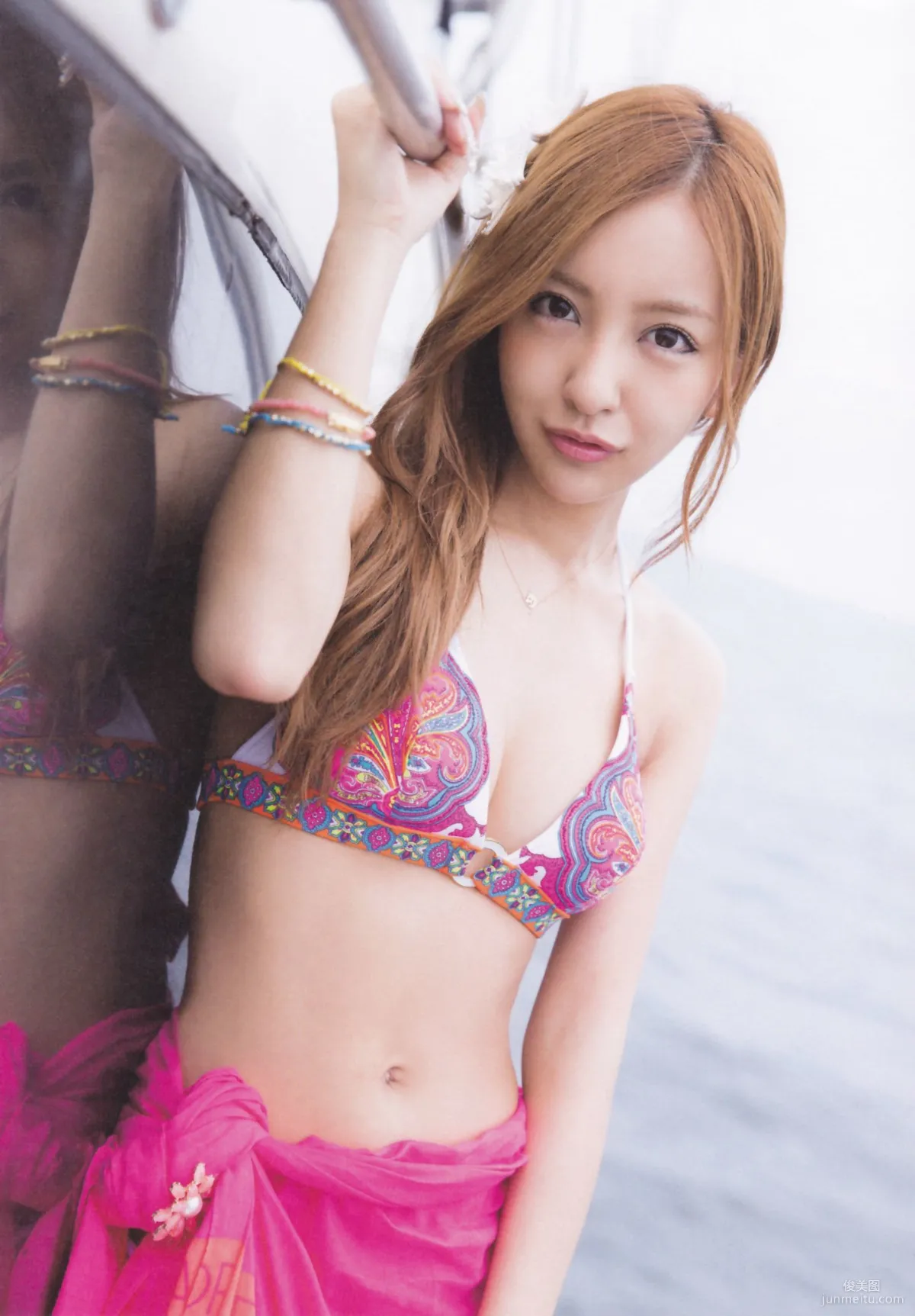 闆野友美 AKB48卒業記念《Tomochin ともちん》寫真集 65