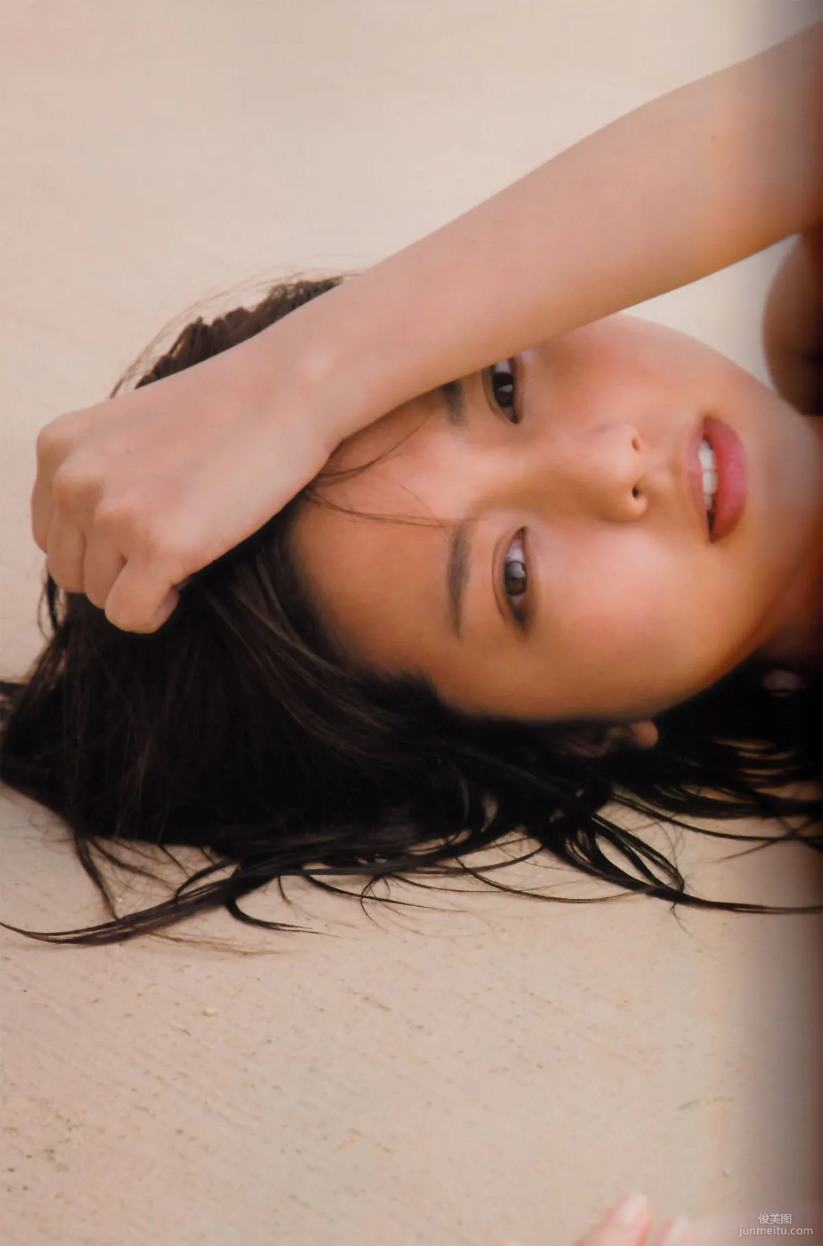 Erina Mano 真野恵裡菜《Manodate》 寫真集 18