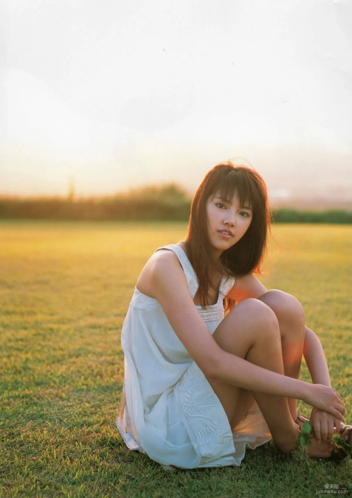 Seika Taketomi 竹富聖花 《A message from OWL》寫真集 112