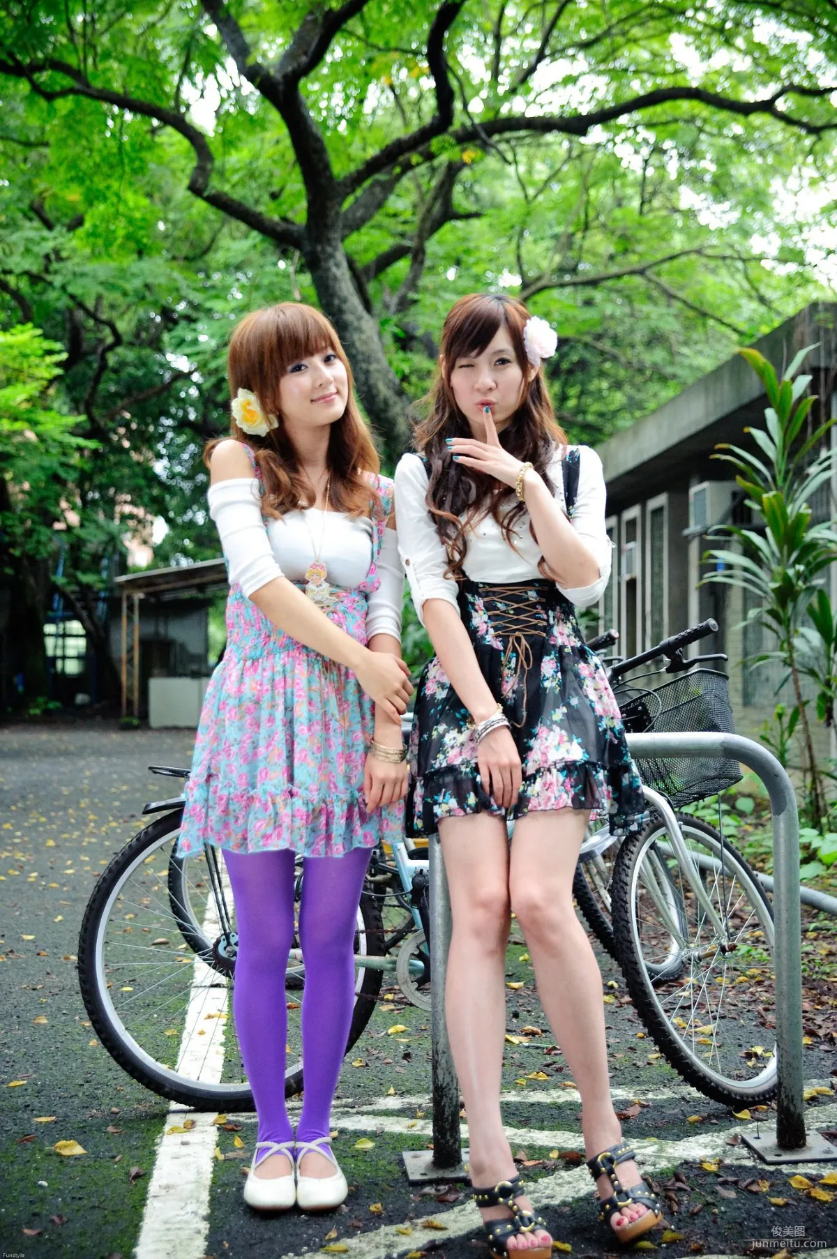 果子Mikako+Minako《台大外拍 II》 寫真集 20